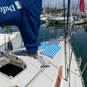  Bateau-hôtel Acogedor Velero En El Forum