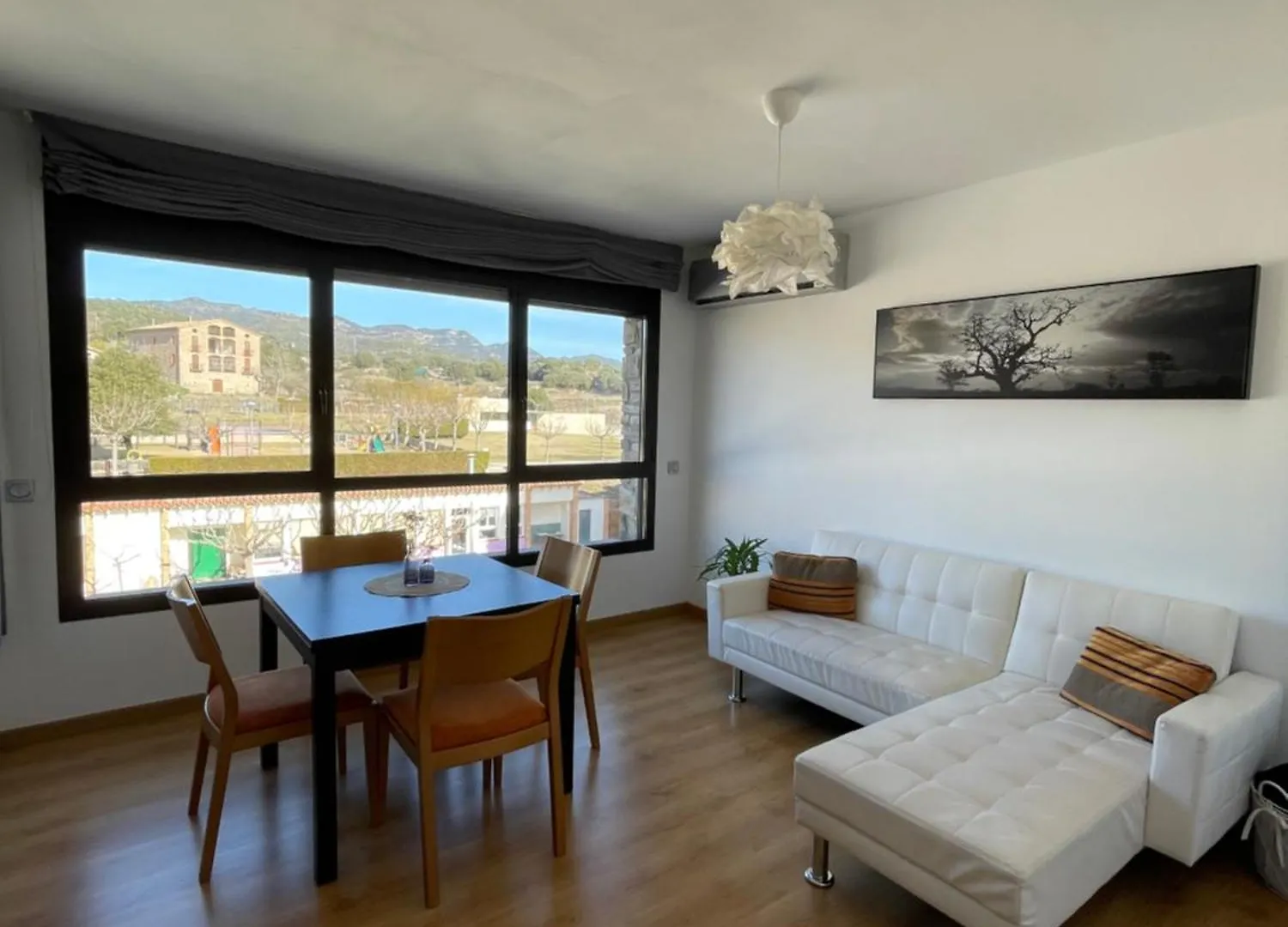 Niu Turistic Olvan